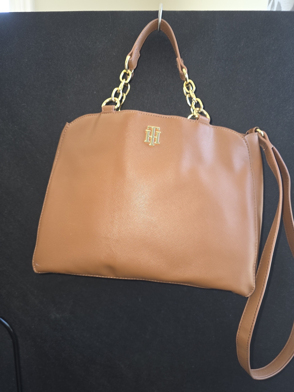 Tommy Hilfiger Cognac Leather Shoulder Bag with Gold Chain